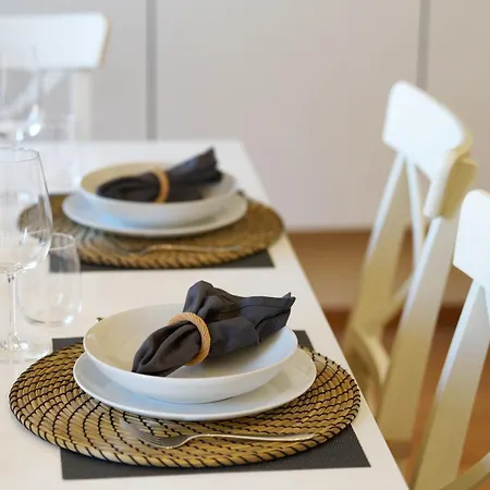 Marx - Studio-apartment Im Zentrum Von - Top-lage, Gratis Wlan, Ideal Fuer Paare & Geschaeftsreisende * Trier