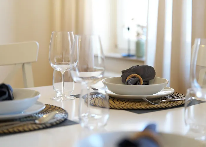 Lejlighed Marx - Studio-apartment Im Zentrum Von - Top-lage, Gratis Wlan, Ideal Fuer Paare & Geschaeftsreisende *